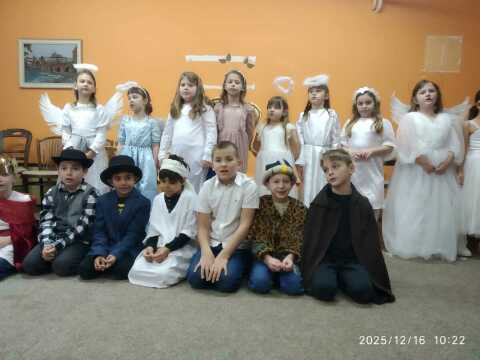 2.A rozdávala radost